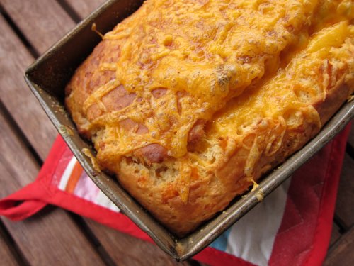 Apple and Cheddar Quick Bread