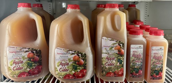 🍎 Cool Down with Fresh Sunrise Orchards Apple Cider!