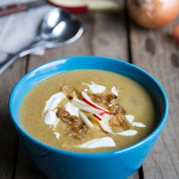 Curried Caramelized Onion Apple Soup